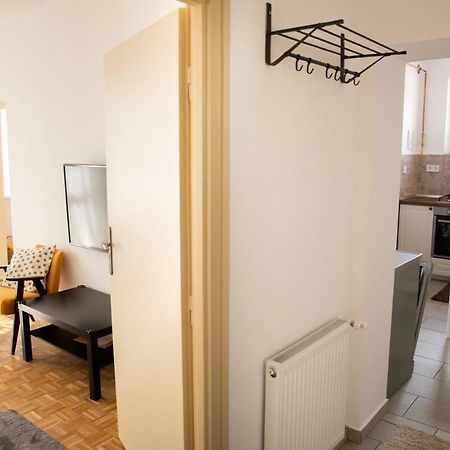 Firpo Apartman Eger Bagian luar foto