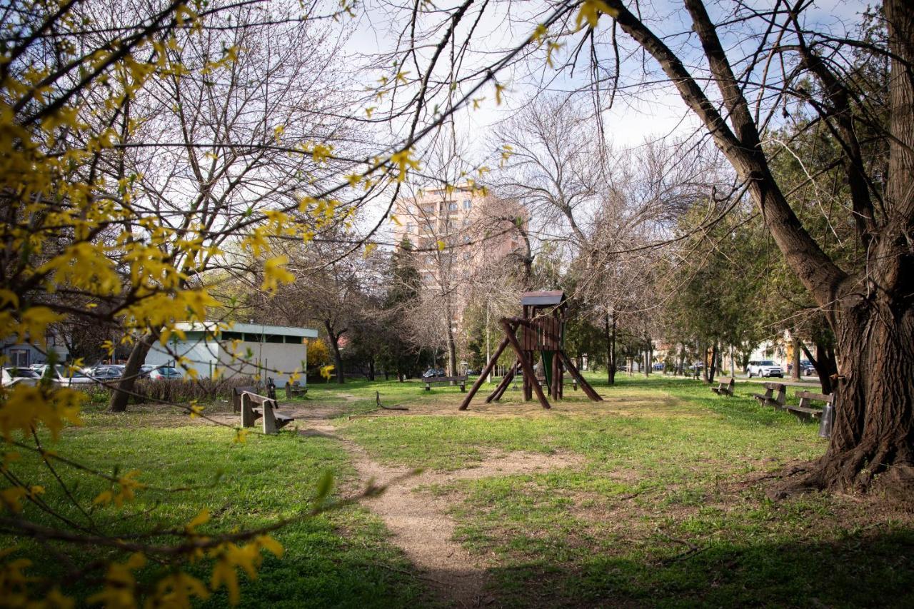 Firpo Apartman Eger Bagian luar foto